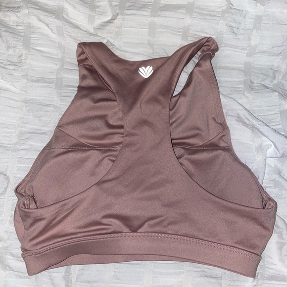 sports bra - Picture 6 of 6